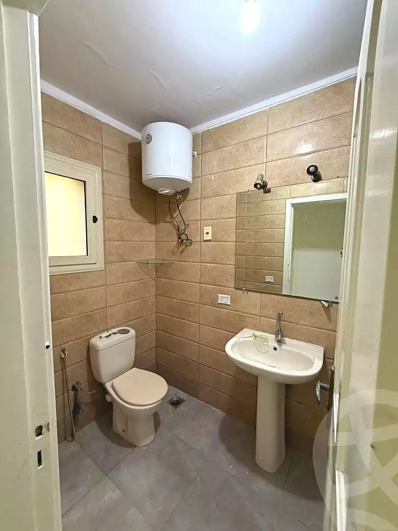 https://aqarmap.com.eg/ar/listing/7074461-for-sale-alexandria-al-agamy-lbytsh-el-hanafeya-st