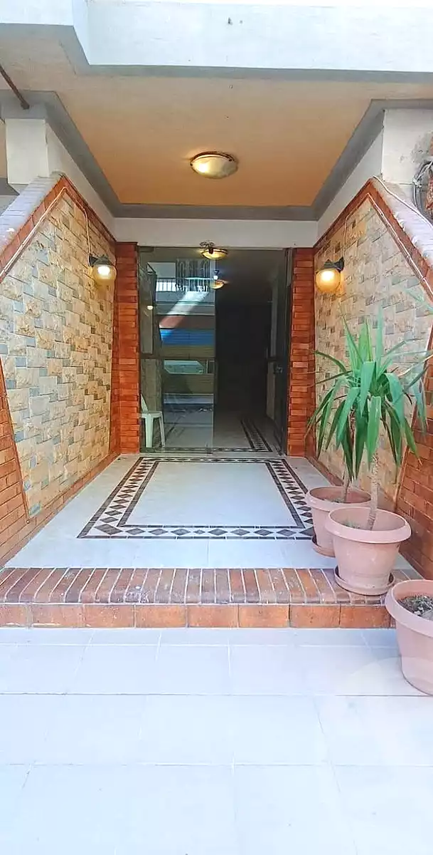 https://aqarmap.com.eg/ar/listing/7074498-for-sale-alexandria-al-agamy-shataa-el-nakheel