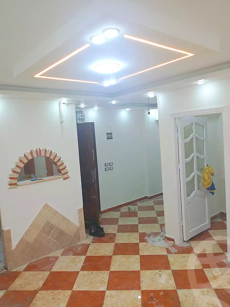 https://aqarmap.com.eg/ar/listing/7074560-for-sale-alexandria-new-miami-street-10