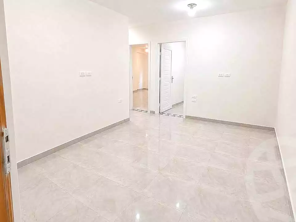https://aqarmap.com.eg/ar/listing/7074782-for-sale-cairo-ain-shams-ain-shams-el-sharkia
