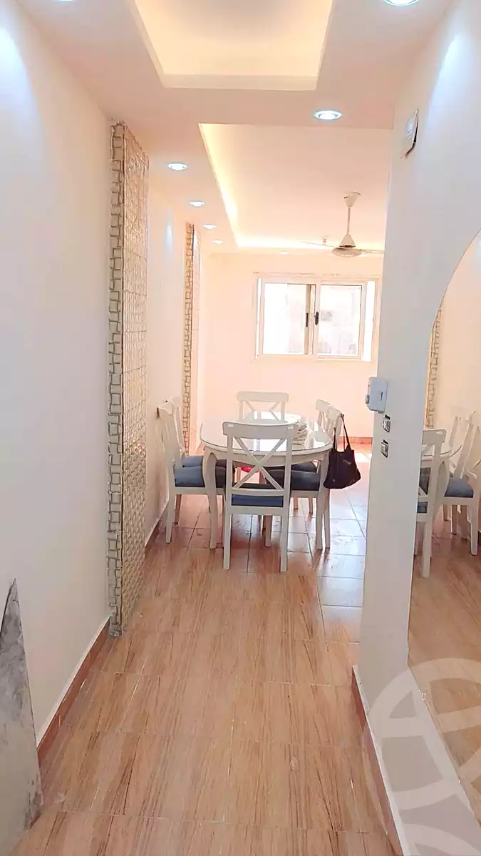 https://aqarmap.com.eg/ar/listing/7074785-for-rent-cairo-helwan-el-shareaa-el-sharby-st
