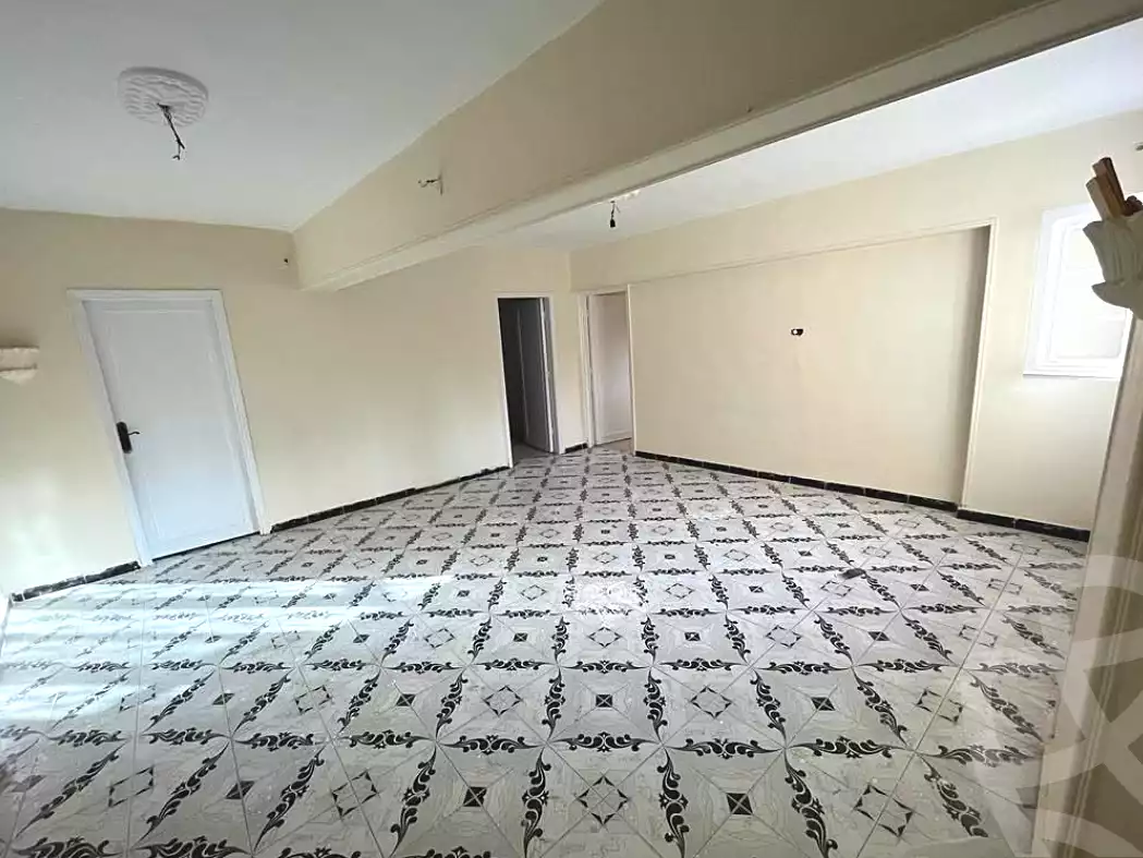 https://aqarmap.com.eg/ar/listing/7074994-for-sale-alexandria-sydy-bshr-shr-mlk-hfny