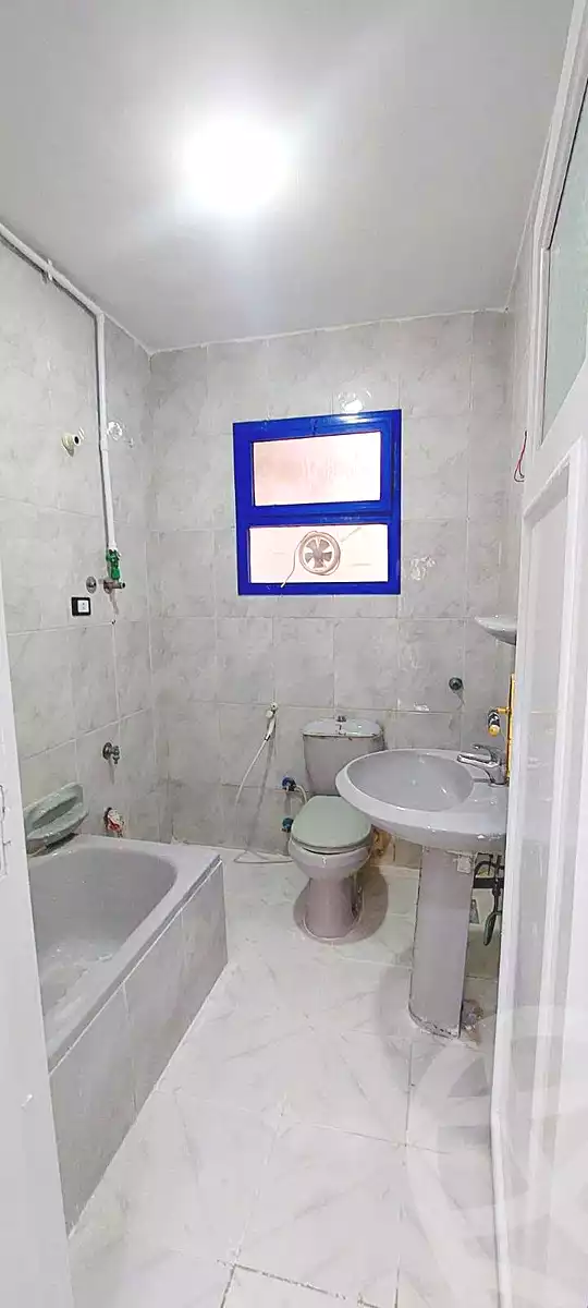 https://aqarmap.com.eg/ar/listing/7074993-for-sale-alexandria-al-agamy