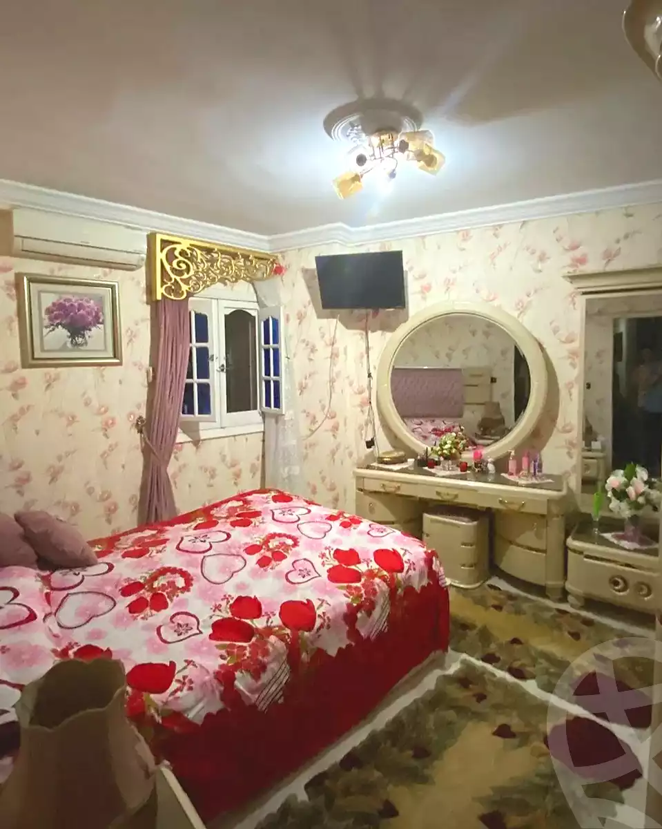https://aqarmap.com.eg/en/listing/7075030-for-sale-alexandria-sydy-bshr-sydy-bshr-bhry-shr-khld-bn-lwlyd