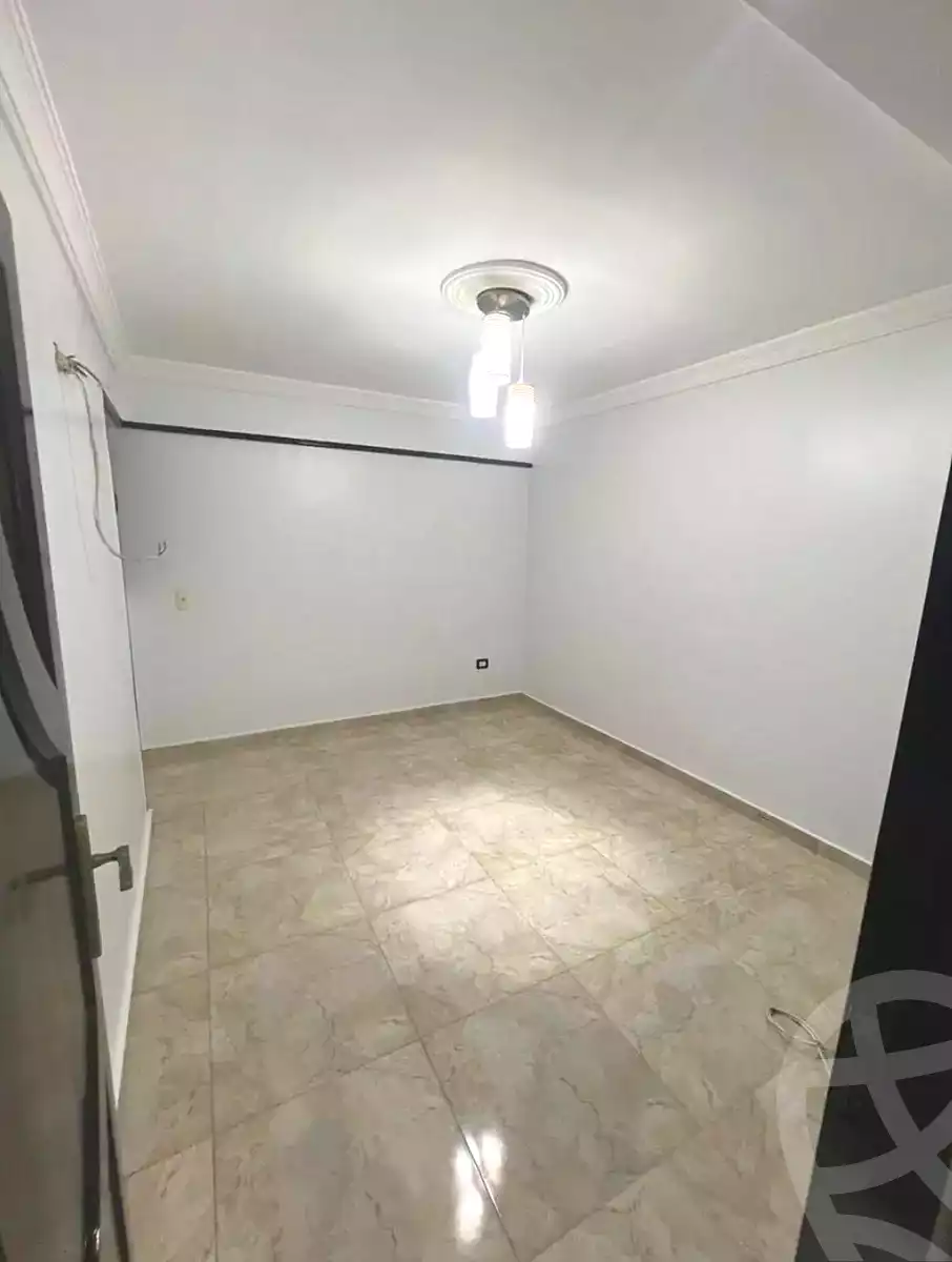 https://aqarmap.com.eg/ar/listing/7075027-for-sale-alexandria-el-mandara-shr-jml-bd-lnsr