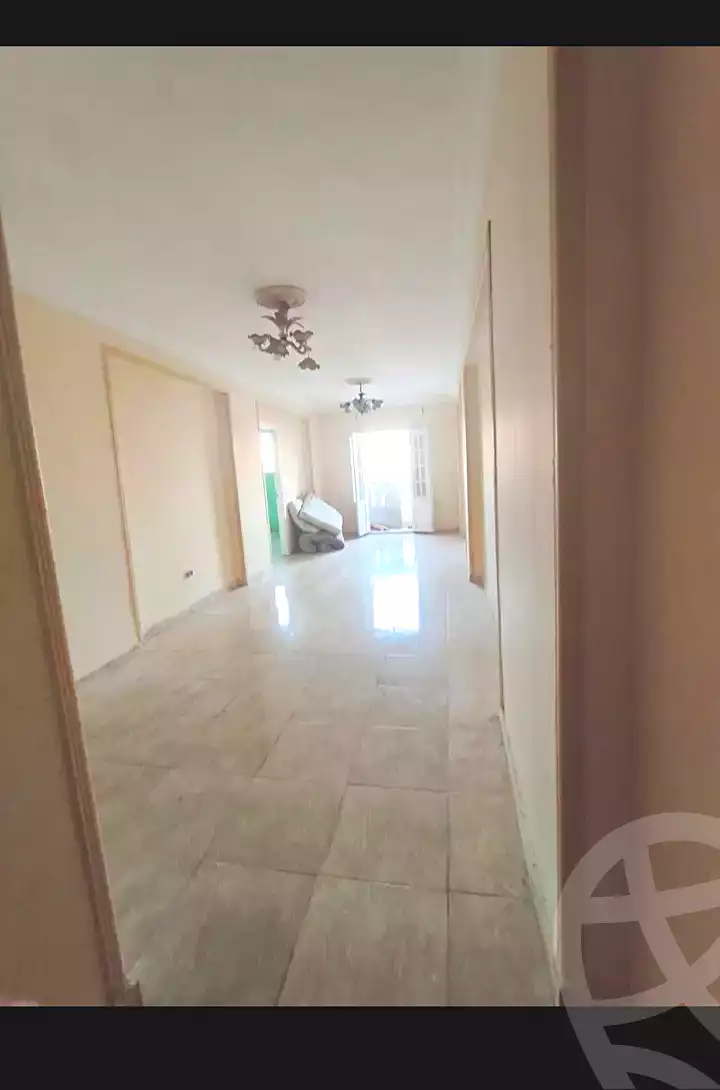 https://aqarmap.com.eg/ar/listing/7075092-for-sale-alexandria-sydy-bshr