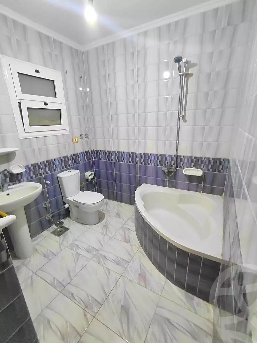 https://aqarmap.com.eg/ar/listing/7075223-for-sale-alexandria-sydy-bshr-sydy-bshr-bhry-khalil-hamada-st