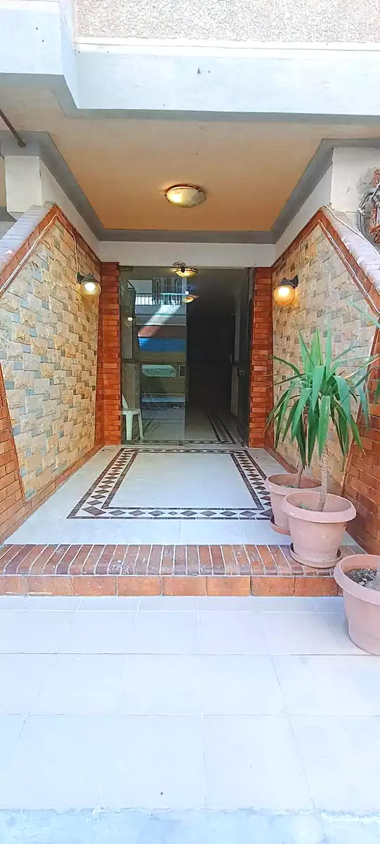 https://aqarmap.com.eg/ar/listing/7075294-for-sale-alexandria-al-agamy-shataa-el-nakheel