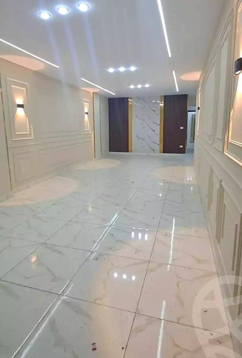 https://aqarmap.com.eg/ar/listing/7075470-for-sale-alexandria-sydy-bshr-sydy-bshr-bhry