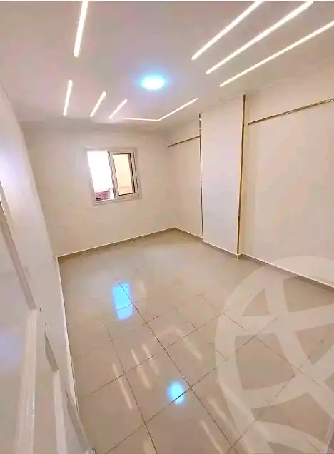 https://aqarmap.com.eg/ar/listing/7075894-for-sale-alexandria-sydy-bshr-sydy-bshr-bhry-shr-khld-bn-lwlyd