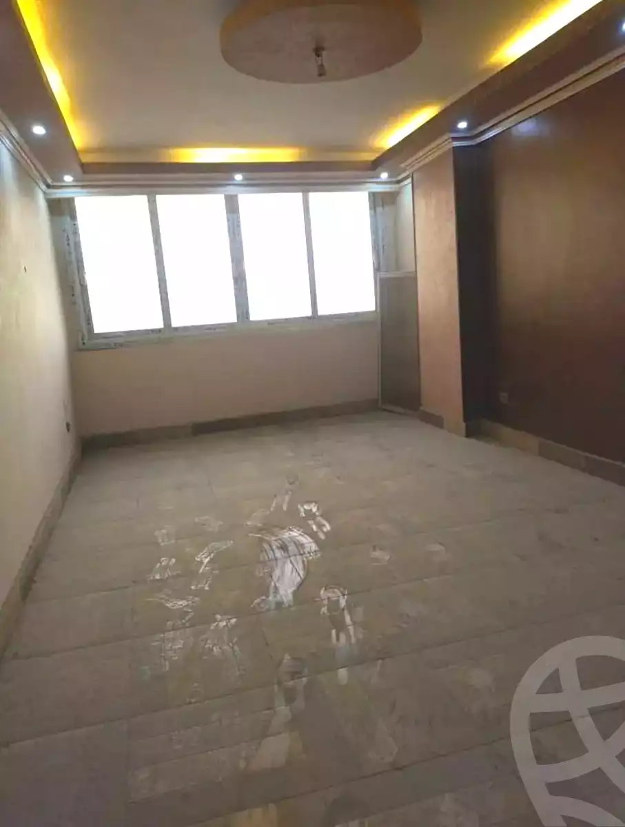 https://aqarmap.com.eg/en/listing/7075912-for-sale-cairo-el-haram-shareaa-el-haram