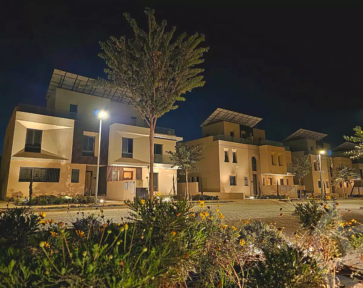 https://aqarmap.com.eg/en/listing/7076016-for-sale-cairo-el-sheikh-zayed-city-compounds-beverly-hills