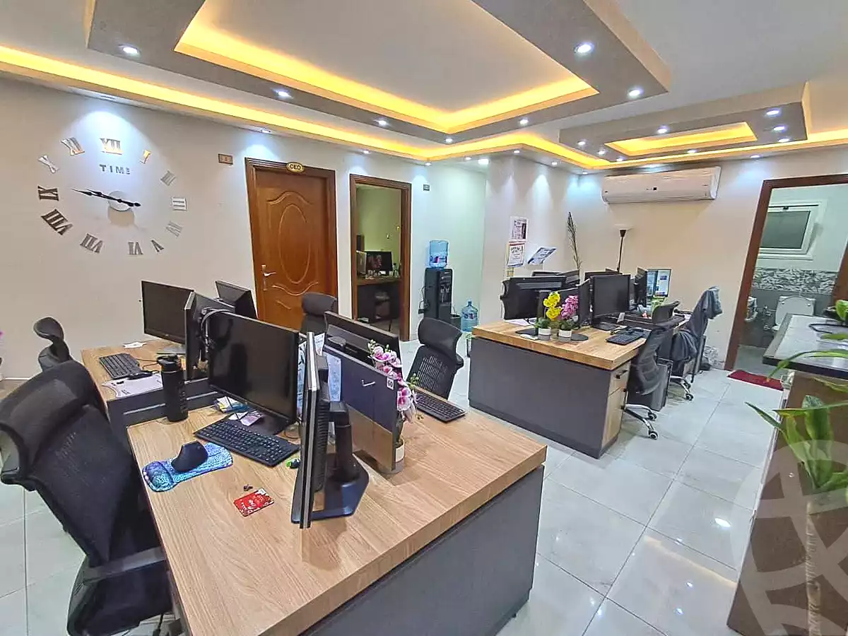 https://aqarmap.com.eg/en/listing/7076395-for-sale-alexandria-moharram-bey-grin-st