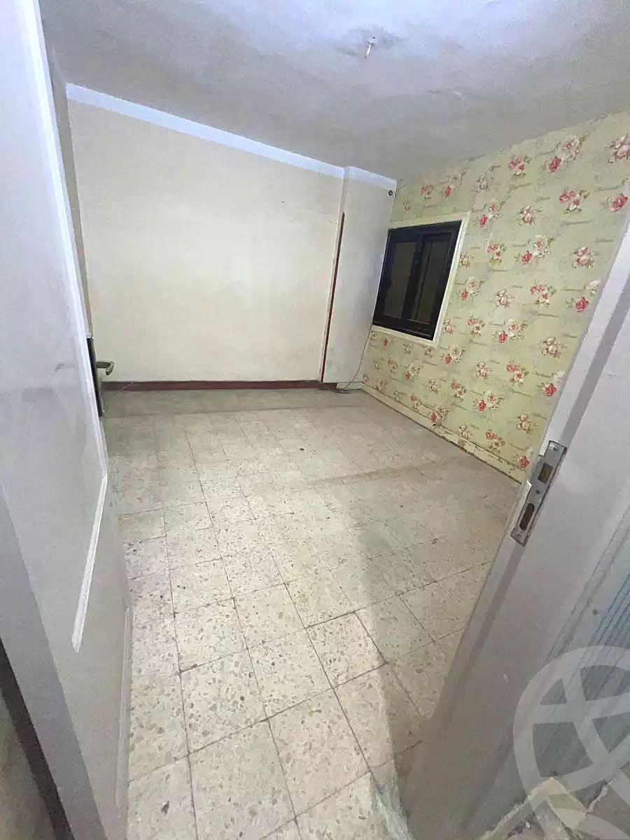 https://aqarmap.com.eg/en/listing/7076436-for-sale-cairo-helwan-mahmoud-khater-st