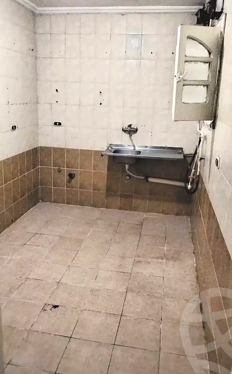 https://aqarmap.com.eg/ar/listing/7076500-for-sale-alexandria-el-asafra-l-sfr-bhry-atlas-st