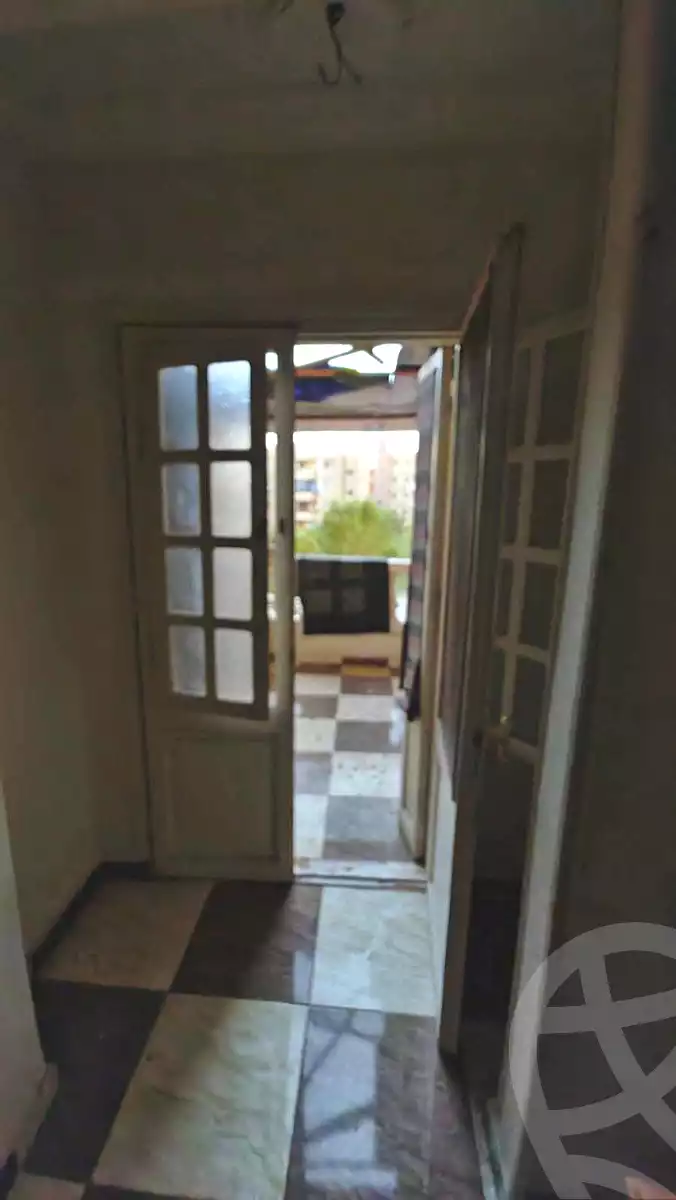 https://aqarmap.com.eg/ar/listing/7076630-for-rent-cairo-helwan-mnshy-yn-hlwn-rael-st