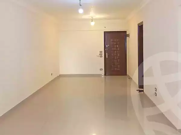 https://aqarmap.com.eg/ar/listing/7076631-for-rent-alexandria-sydy-bshr-sydy-bshr-bhry-shr-mhmwd-l-yswy
