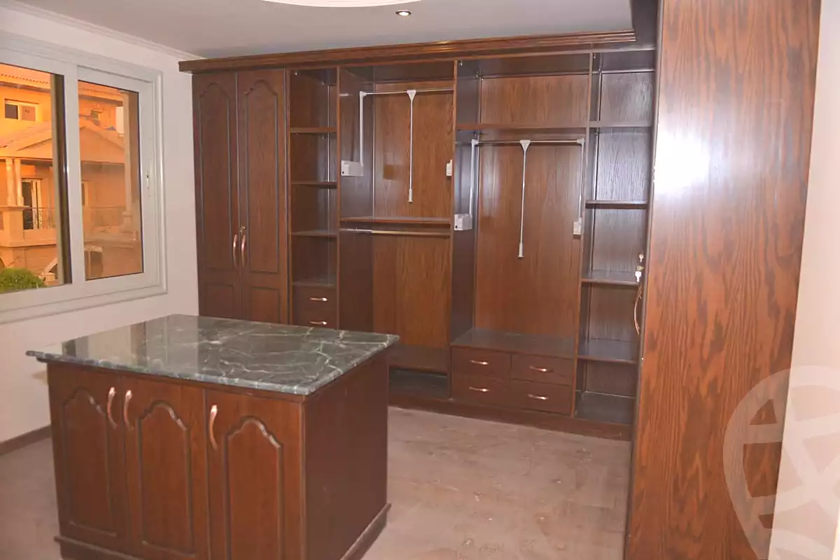 https://aqarmap.com.eg/en/listing/7076830-for-sale-cairo-el-shorouk-compounds-maxim-residence