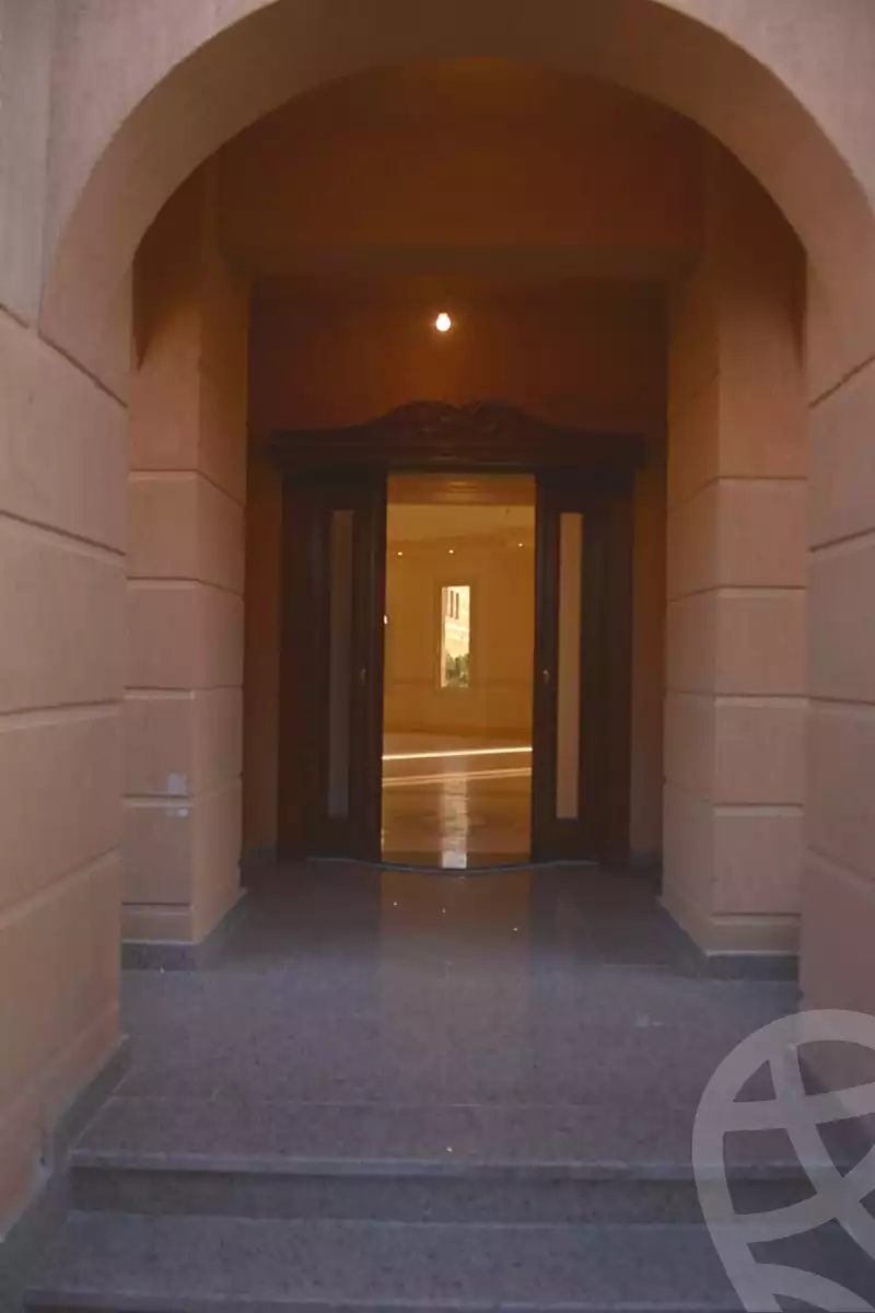 https://aqarmap.com.eg/en/listing/7076833-for-sale-cairo-el-shorouk-compounds-maxim-residence