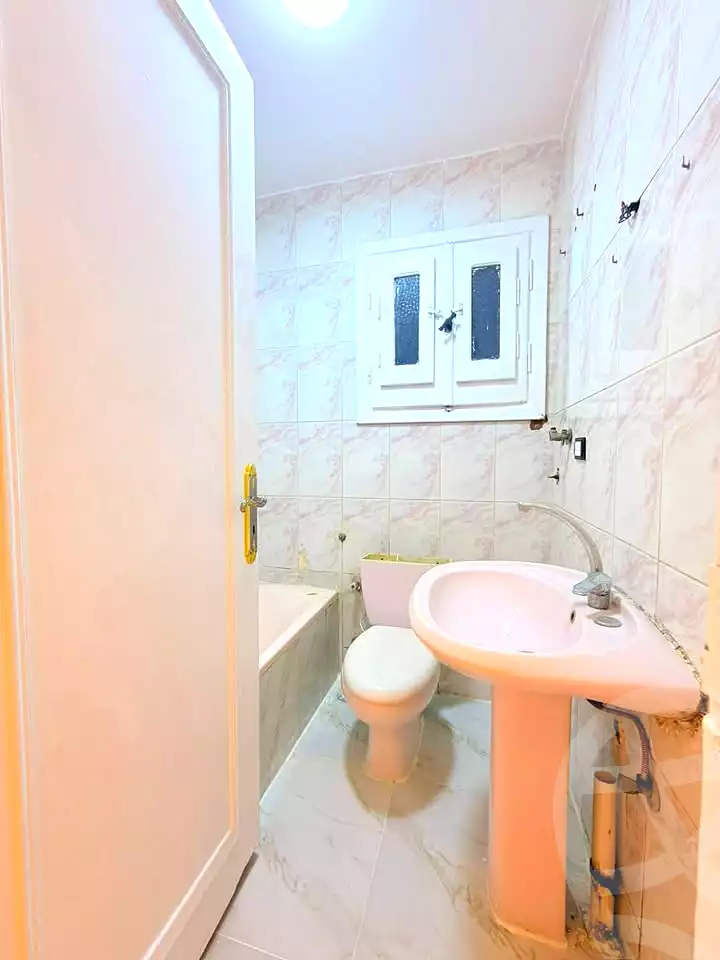 https://aqarmap.com.eg/ar/listing/7076933-for-sale-alexandria-al-agamy-shataa-el-nakheel