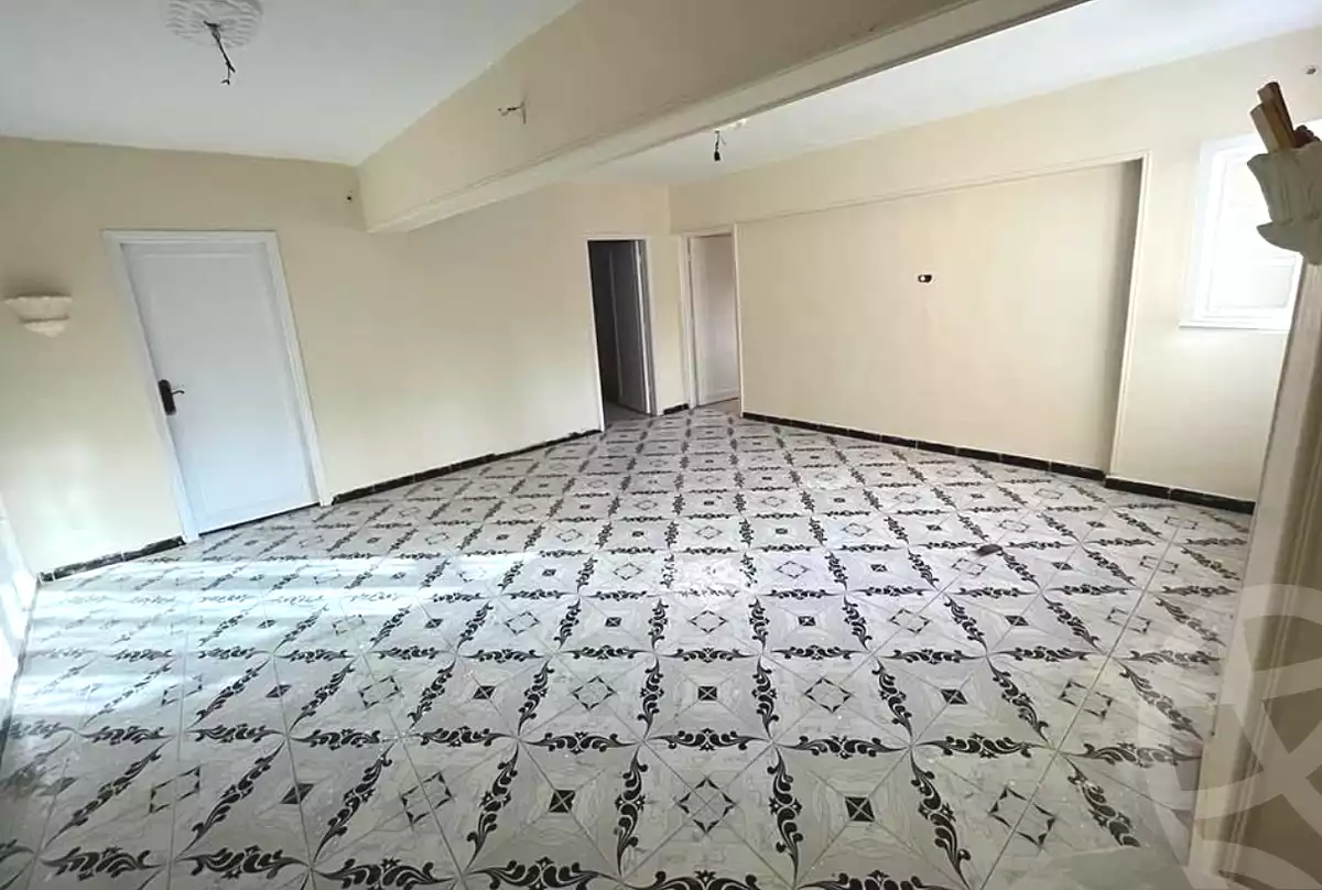https://aqarmap.com.eg/ar/listing/7077490-for-sale-alexandria-sydy-bshr-shr-mlk-hfny