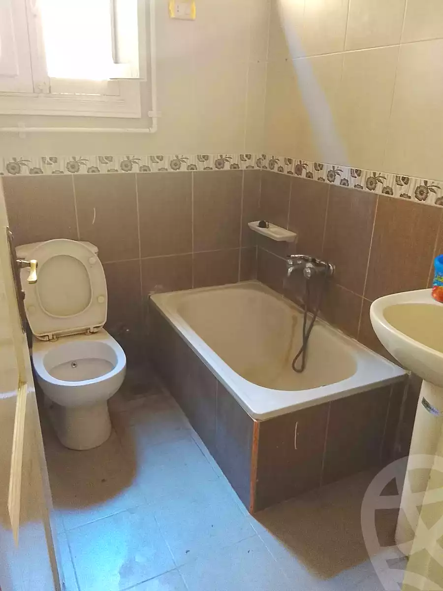 https://aqarmap.com.eg/ar/listing/7077757-for-rent-cairo-shoubra-ltr-lbwlqy