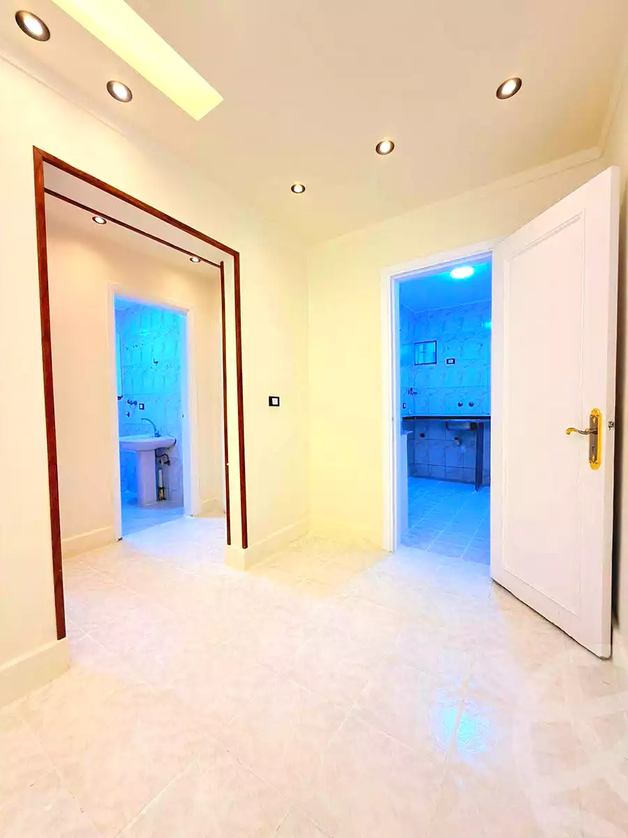 https://aqarmap.com.eg/ar/listing/7077812-for-sale-alexandria-al-agamy
