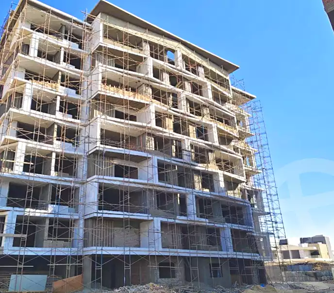 https://aqarmap.com.eg/ar/listing/7078165-for-sale-cairo-new-administrative-capital-r7-midtown-sky