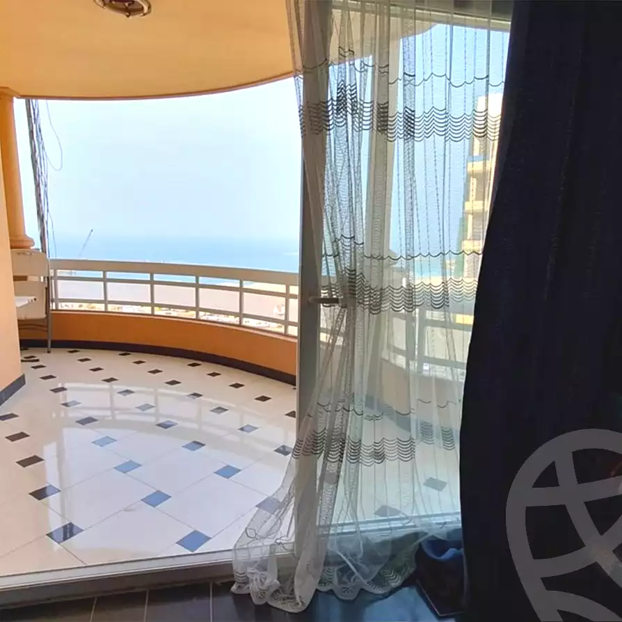 https://aqarmap.com.eg/ar/listing/7078309-for-sale-alexandria-sydy-bshr-sydy-bshr-bhry