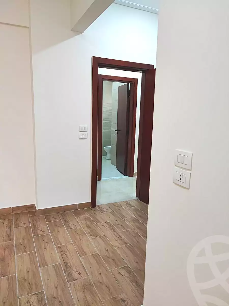 https://aqarmap.com.eg/ar/listing/7078565-for-rent-cairo-new-cairo-el-yassamin-el-yasmeen-8