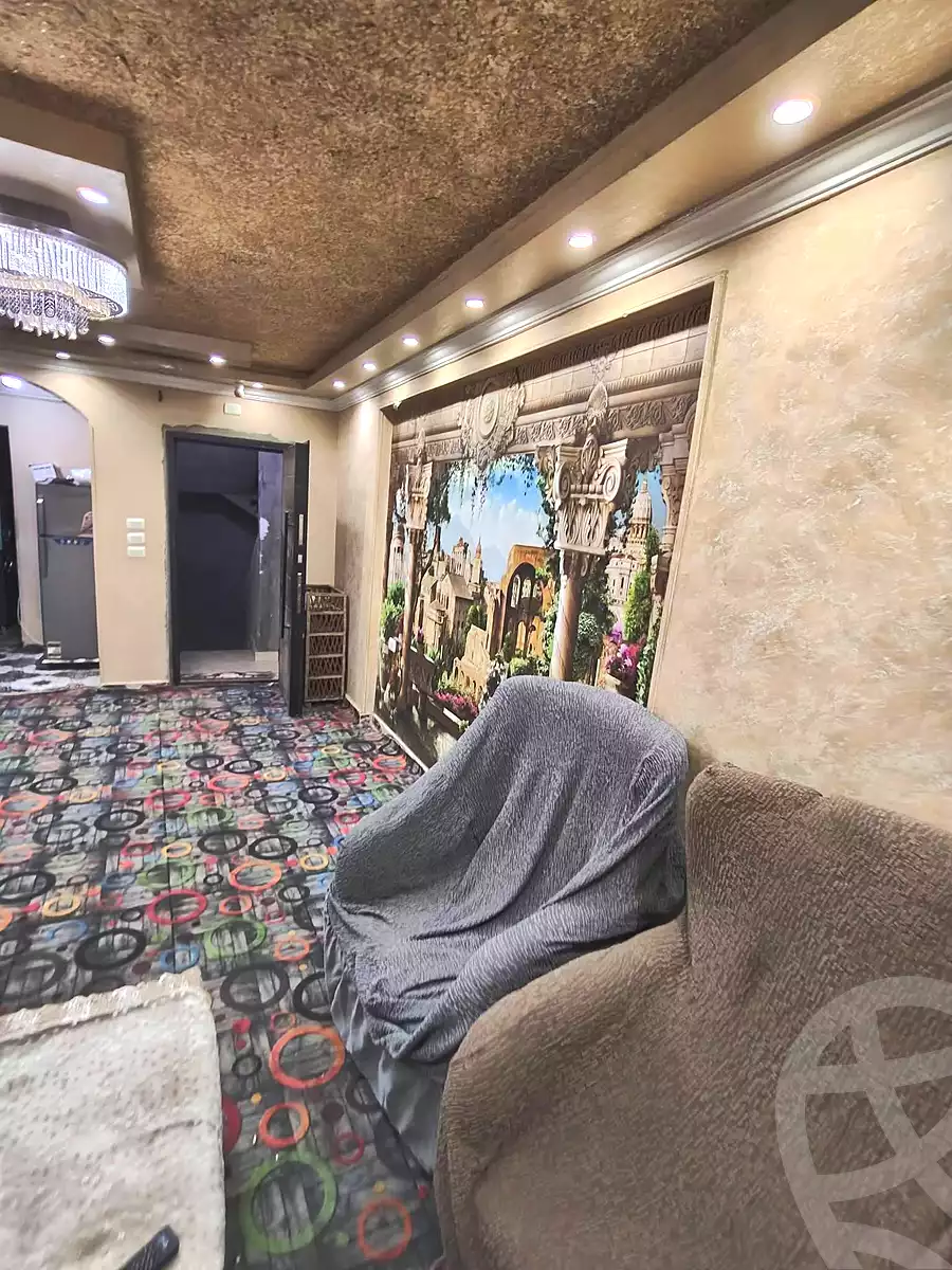 https://aqarmap.com.eg/ar/listing/7078686-for-sale-cairo-helwan-hadayek-helwan-nile-corniche-st