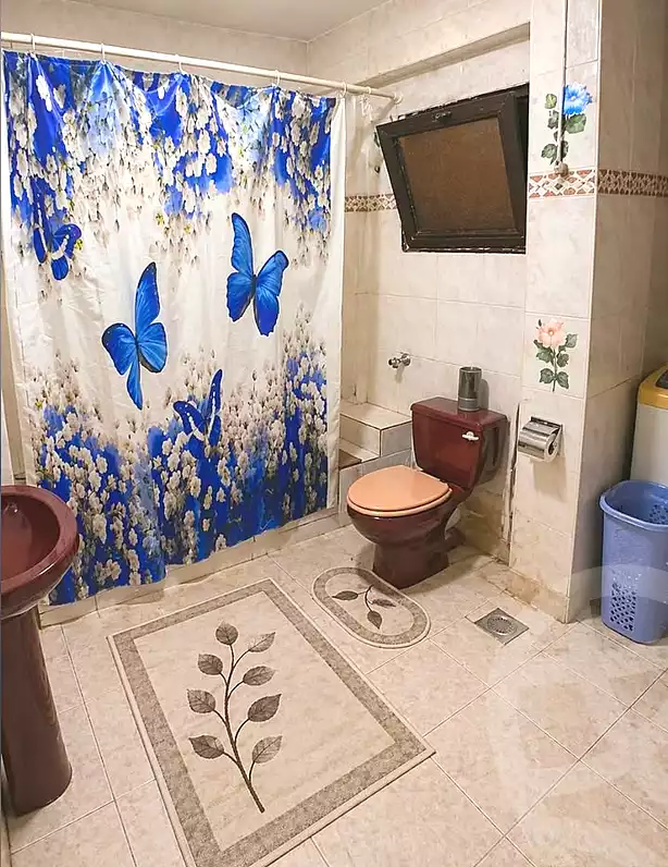 https://aqarmap.com.eg/ar/listing/7078849-for-sale-alexandria-al-agamy-lbytsh-ain-shams-st