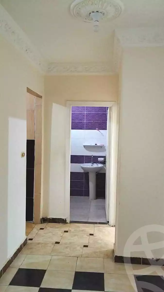 https://aqarmap.com.eg/en/listing/7078987-for-sale-alexandria-al-agamy-el-hanouvel-el-warsha-st