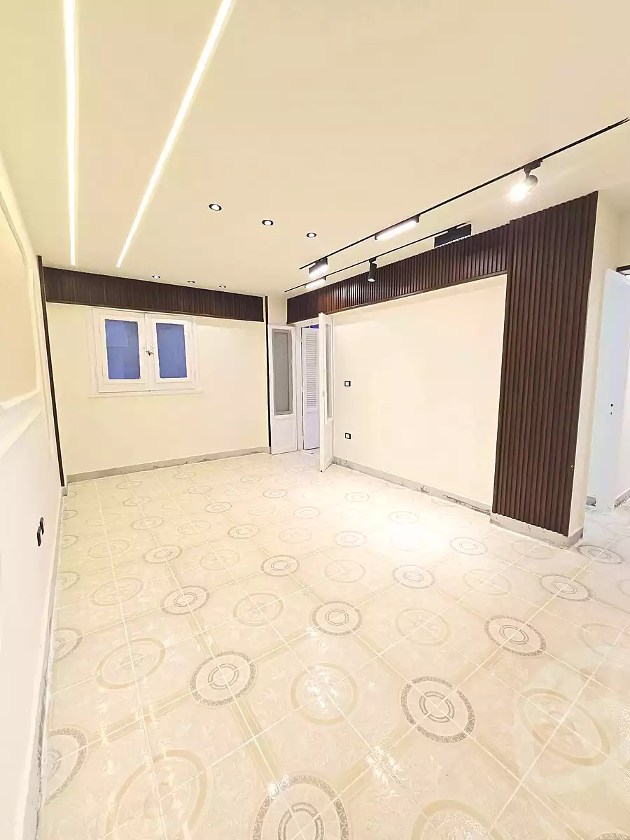 https://aqarmap.com.eg/en/listing/7079031-for-sale-alexandria-al-agamy-el-kilo-21