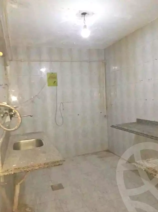 https://aqarmap.com.eg/ar/listing/7079150-for-sale-alexandria-al-agamy-el-hanouvel-radwan-st