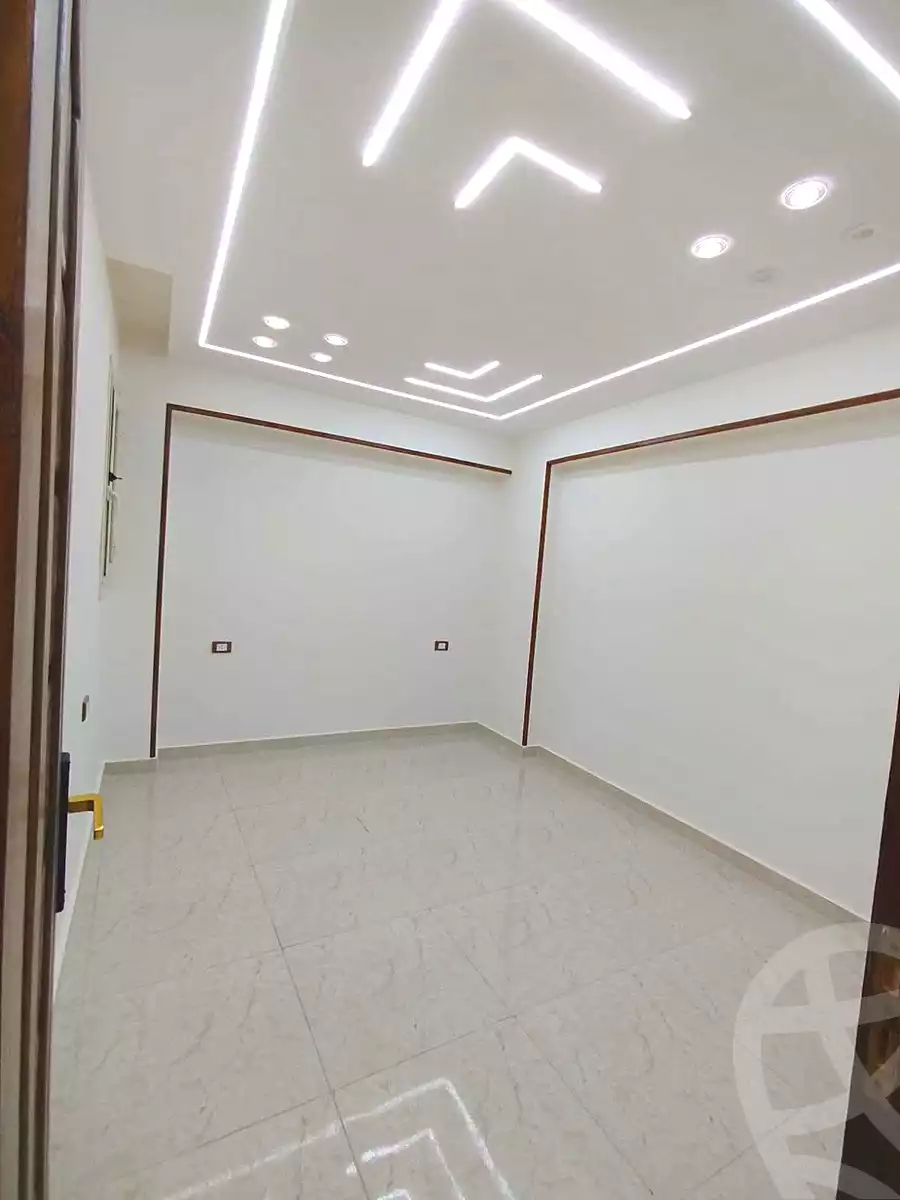 https://aqarmap.com.eg/ar/listing/7075656-for-sale-alexandria-lsywf-el-falki