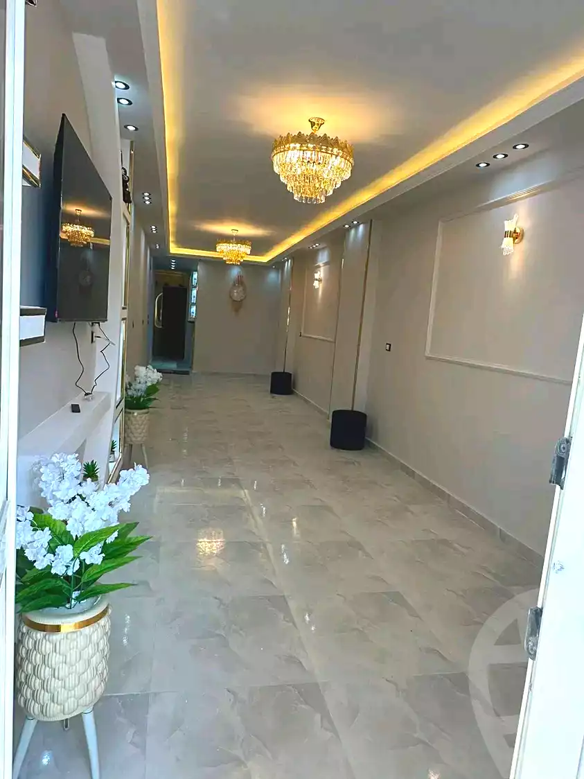 https://aqarmap.com.eg/en/listing/7079543-for-sale-cairo-ain-shams-ahmed-esmat-st