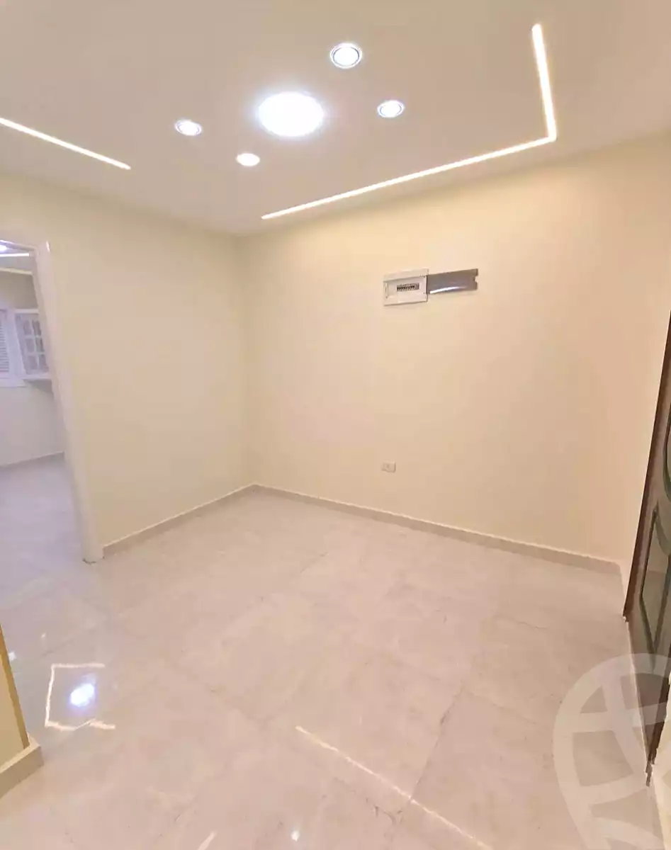 https://aqarmap.com.eg/ar/listing/7079540-for-sale-alexandria-miami-mahmoud-el-isawy-st