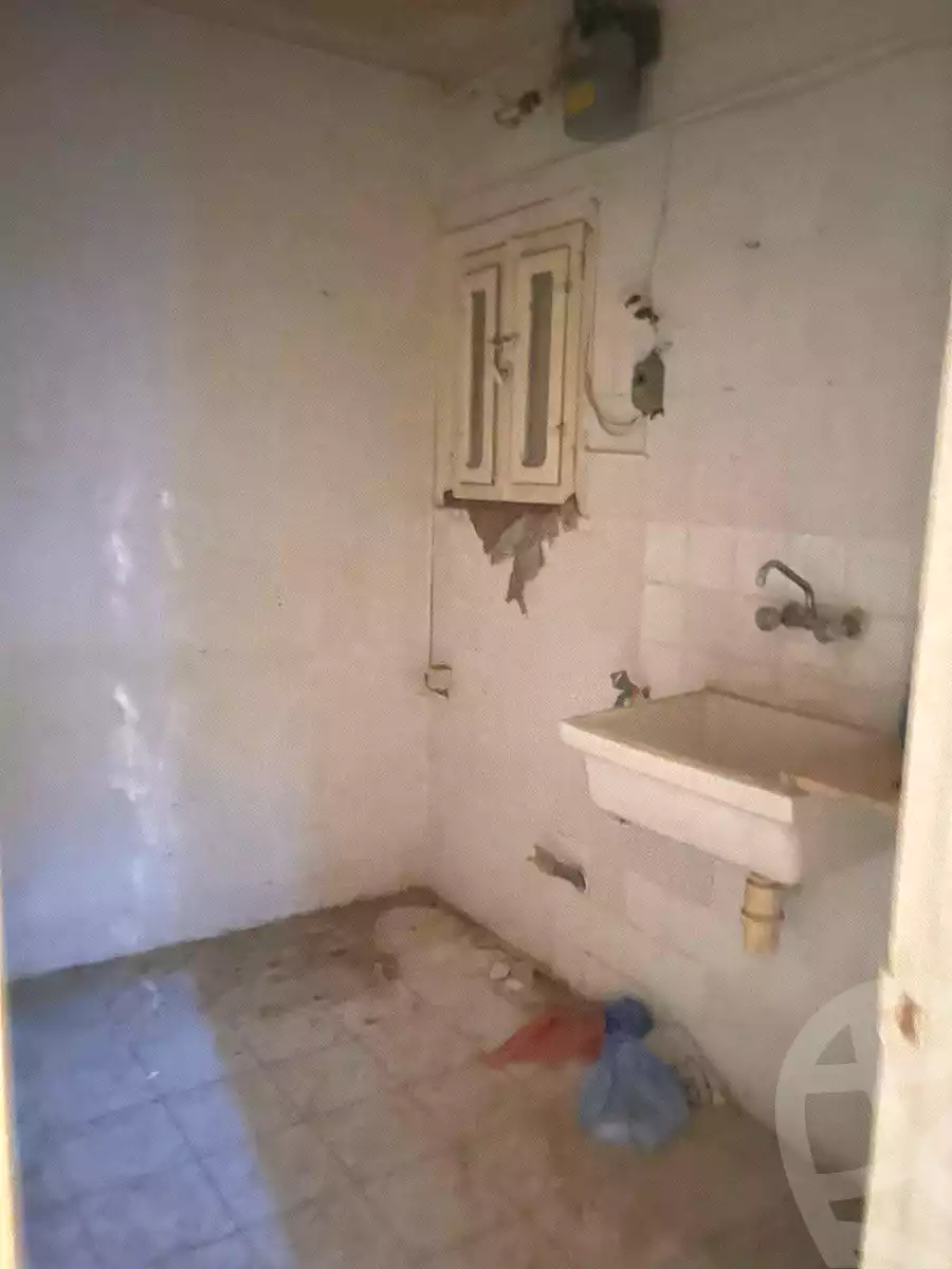 https://aqarmap.com.eg/ar/listing/7079651-for-sale-alexandria-al-agamy-lbytsh-al-andalous-wa-al-hgaz-st