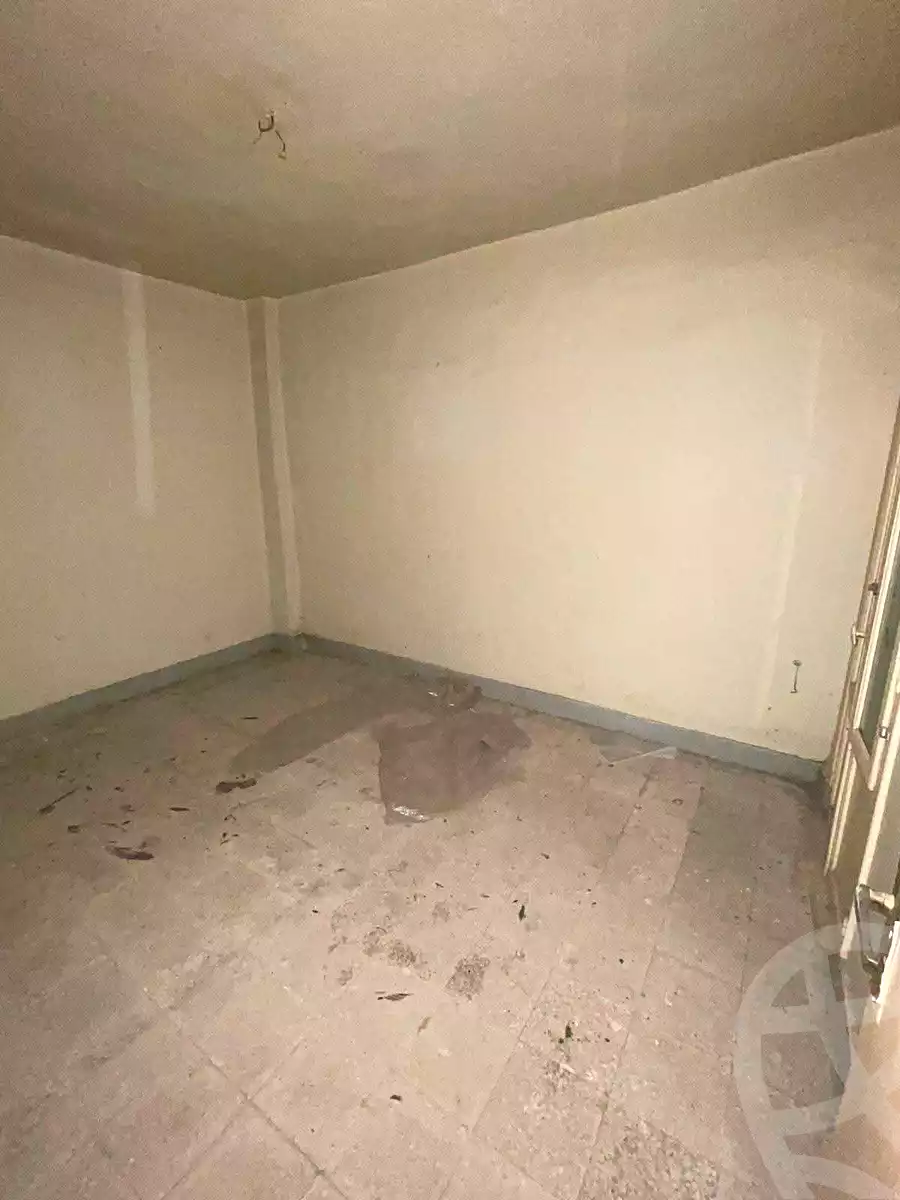 https://aqarmap.com.eg/ar/listing/7079651-for-sale-alexandria-al-agamy-lbytsh-al-andalous-wa-al-hgaz-st