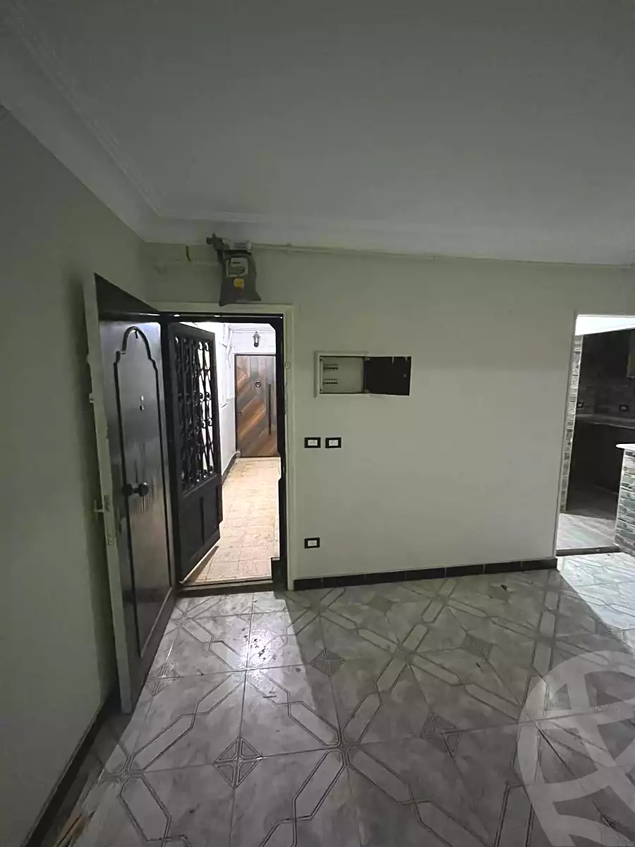 https://aqarmap.com.eg/ar/listing/7079790-for-sale-cairo-ain-shams-ain-shams-el-sharkia-el-eshrein-stt