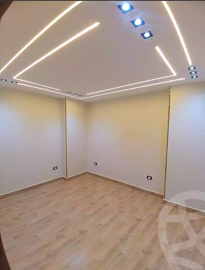 https://aqarmap.com.eg/ar/listing/7079856-for-sale-alexandria-al-agamy-lbytsh-bianchiii-el-arbaeen-st