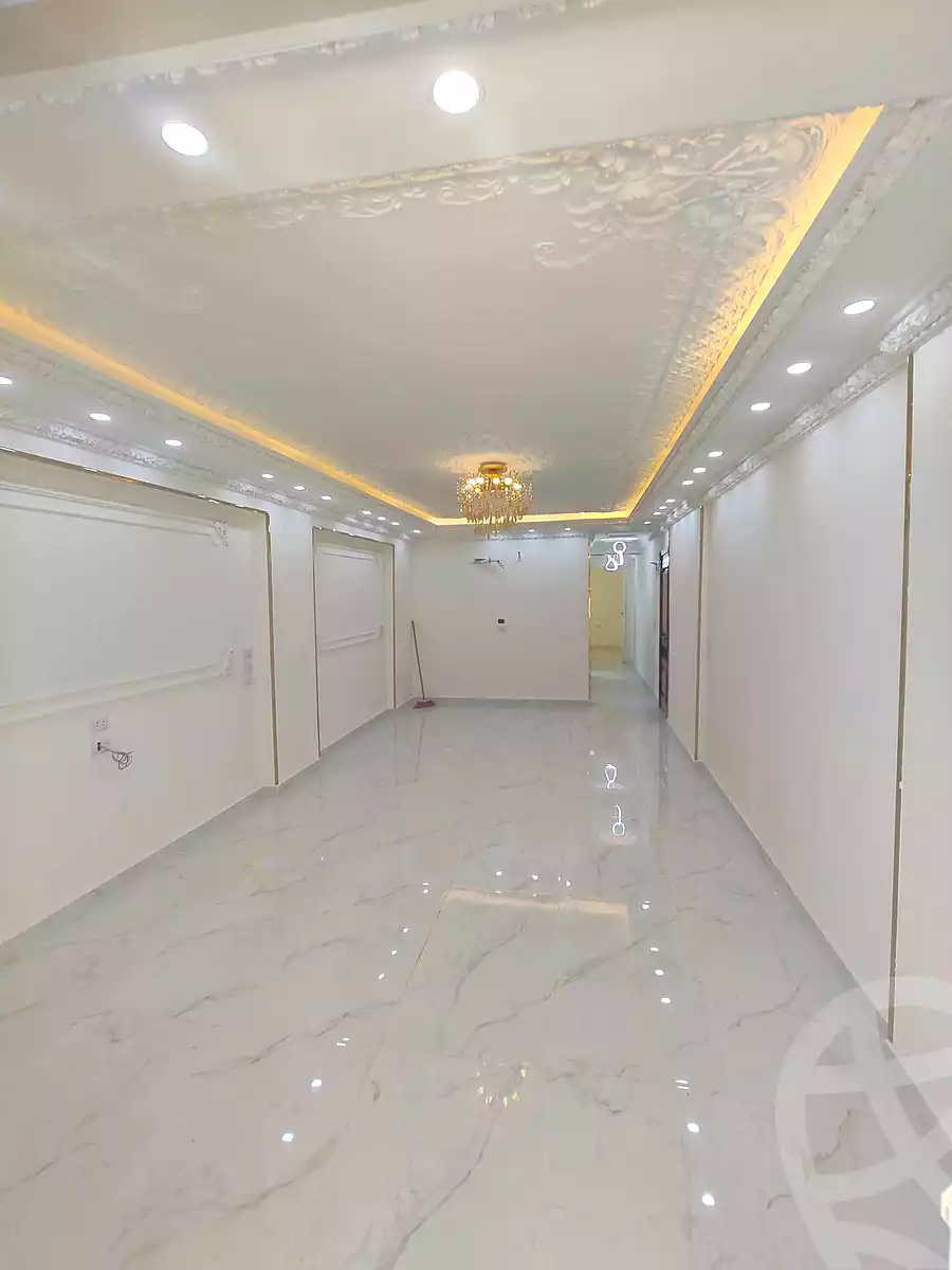 https://aqarmap.com.eg/ar/listing/7079981-for-sale-alexandria-sydy-bshr-sydy-bshr-bhry-khalil-hamada-st