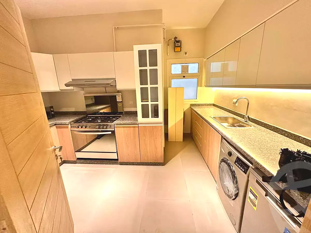 https://aqarmap.com.eg/ar/listing/7080151-for-rent-cairo-new-cairo-compounds-mivida-mivida-business-park-emaar