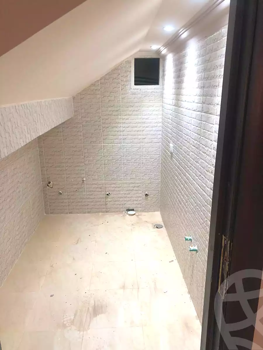 https://aqarmap.com.eg/ar/listing/7080299-for-sale-cairo-new-cairo-south-investors-al-gezira-st