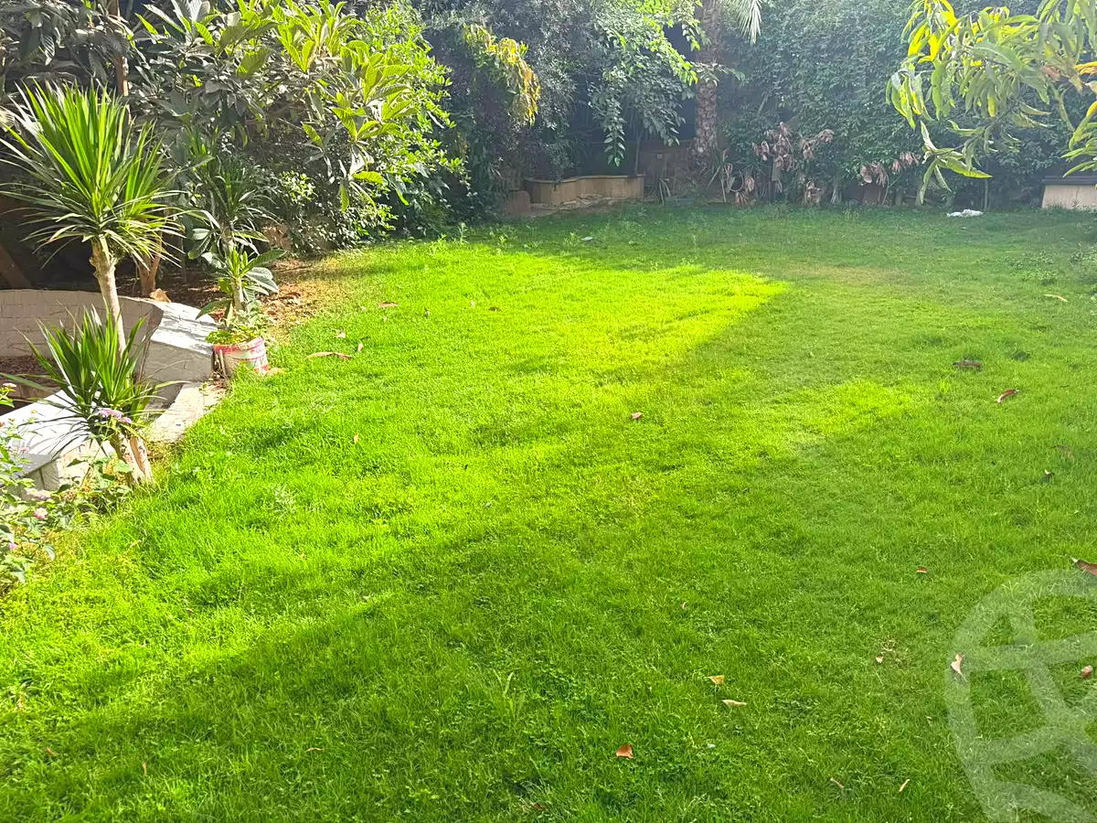 https://aqarmap.com.eg/en/listing/7080337-for-sale-cairo-new-cairo-compounds-royal-maxim