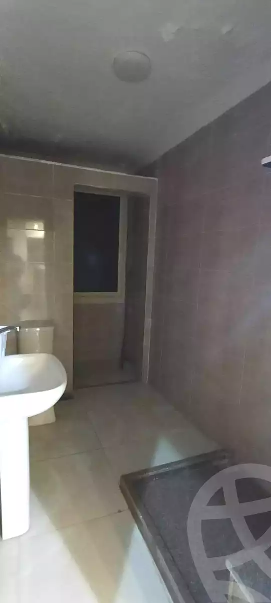 https://aqarmap.com.eg/ar/listing/7080727-for-sale-cairo-helwan-hadayek-helwan-nile-corniche-st