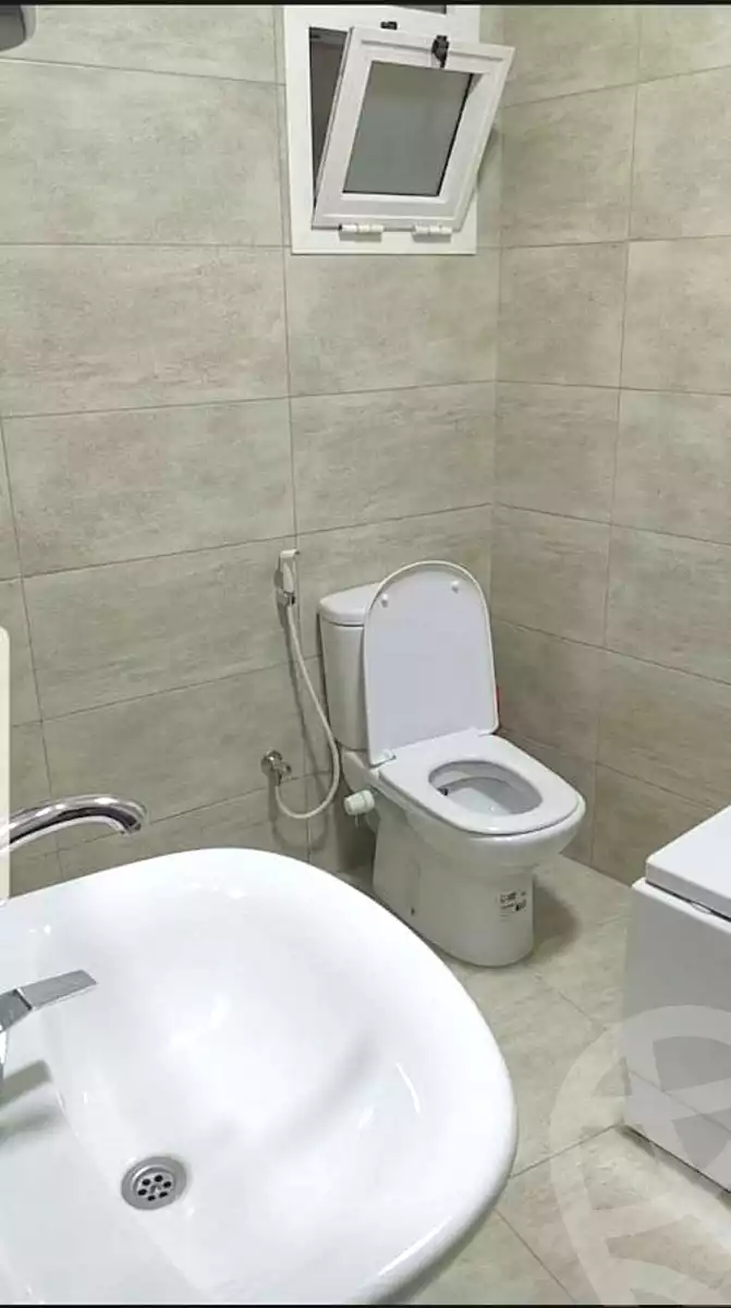 https://aqarmap.com.eg/ar/listing/7080775-for-rent-cairo-el-maadi-sarayat-el-maadi-street-14