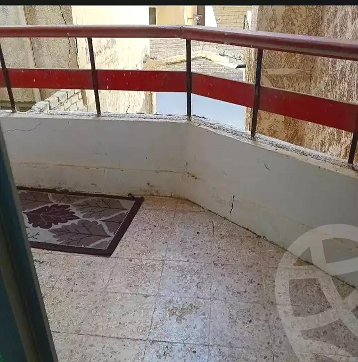 https://aqarmap.com.eg/en/listing/7081194-for-sale-alexandria-al-agamy-bw-ywsf-hosni-mubarak-st