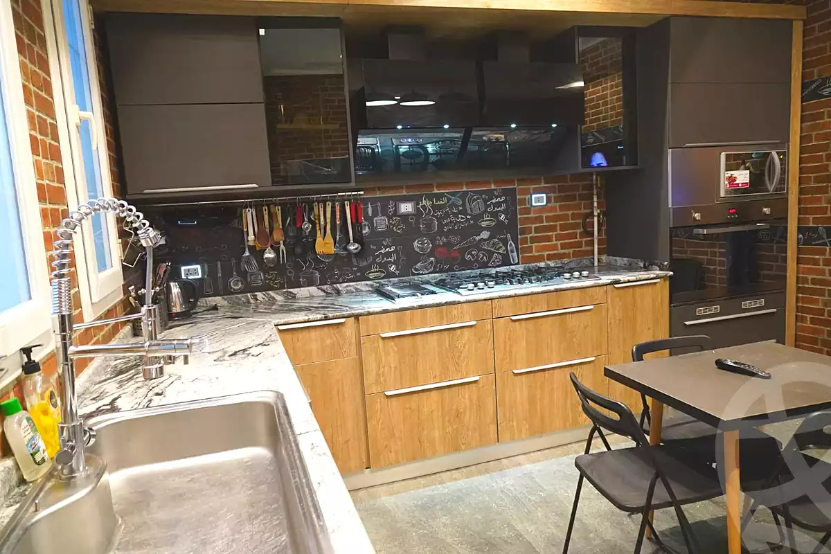 https://aqarmap.com.eg/ar/listing/7081213-for-sale-cairo-new-cairo-compounds-moon-valley-2